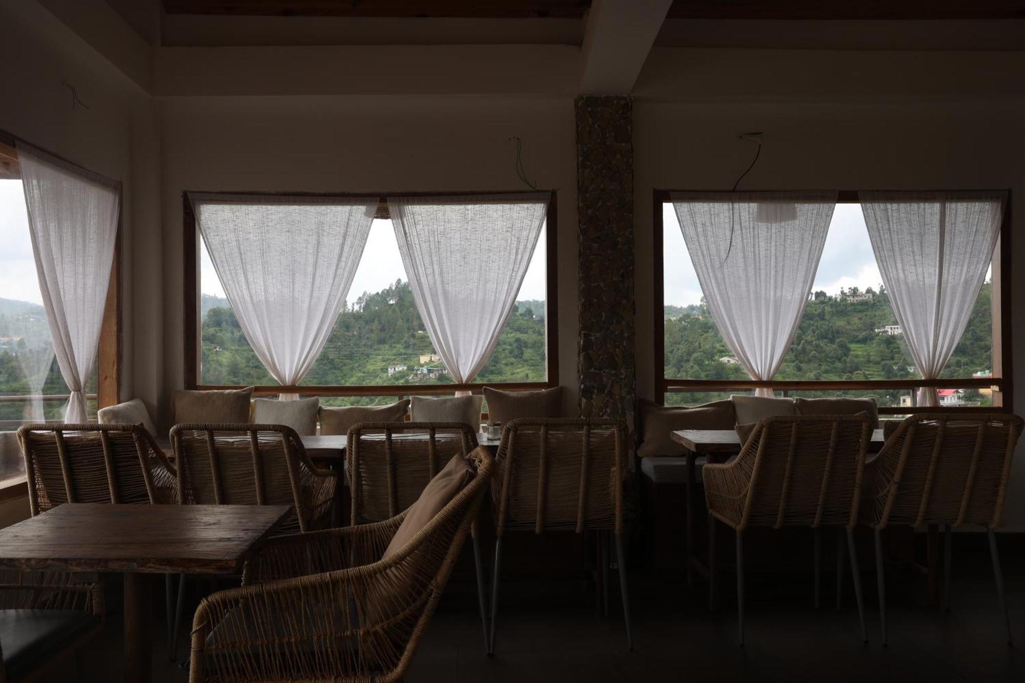 Nazaara -Thhpsociety - Mukteshwar - Witness The View From Your Bed Εξωτερικό φωτογραφία